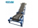 Large angle belt conveyor